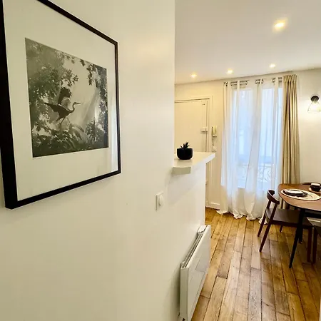 Lovely Flat, Center Of Paris